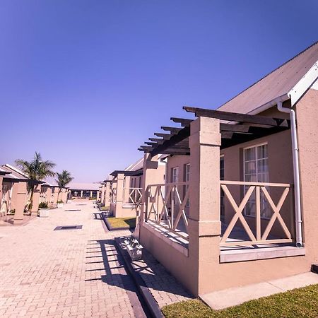 Masingitana Hotel Acornhoek エクステリア 写真