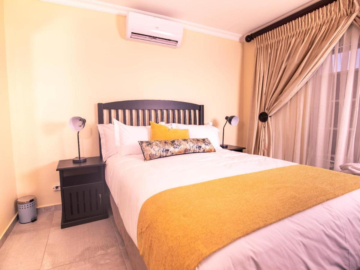 Masingitana Hotel Acornhoek エクステリア 写真