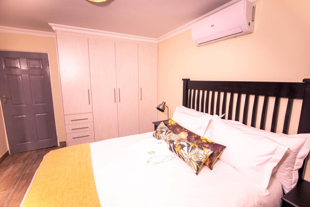 Masingitana Hotel Acornhoek エクステリア 写真