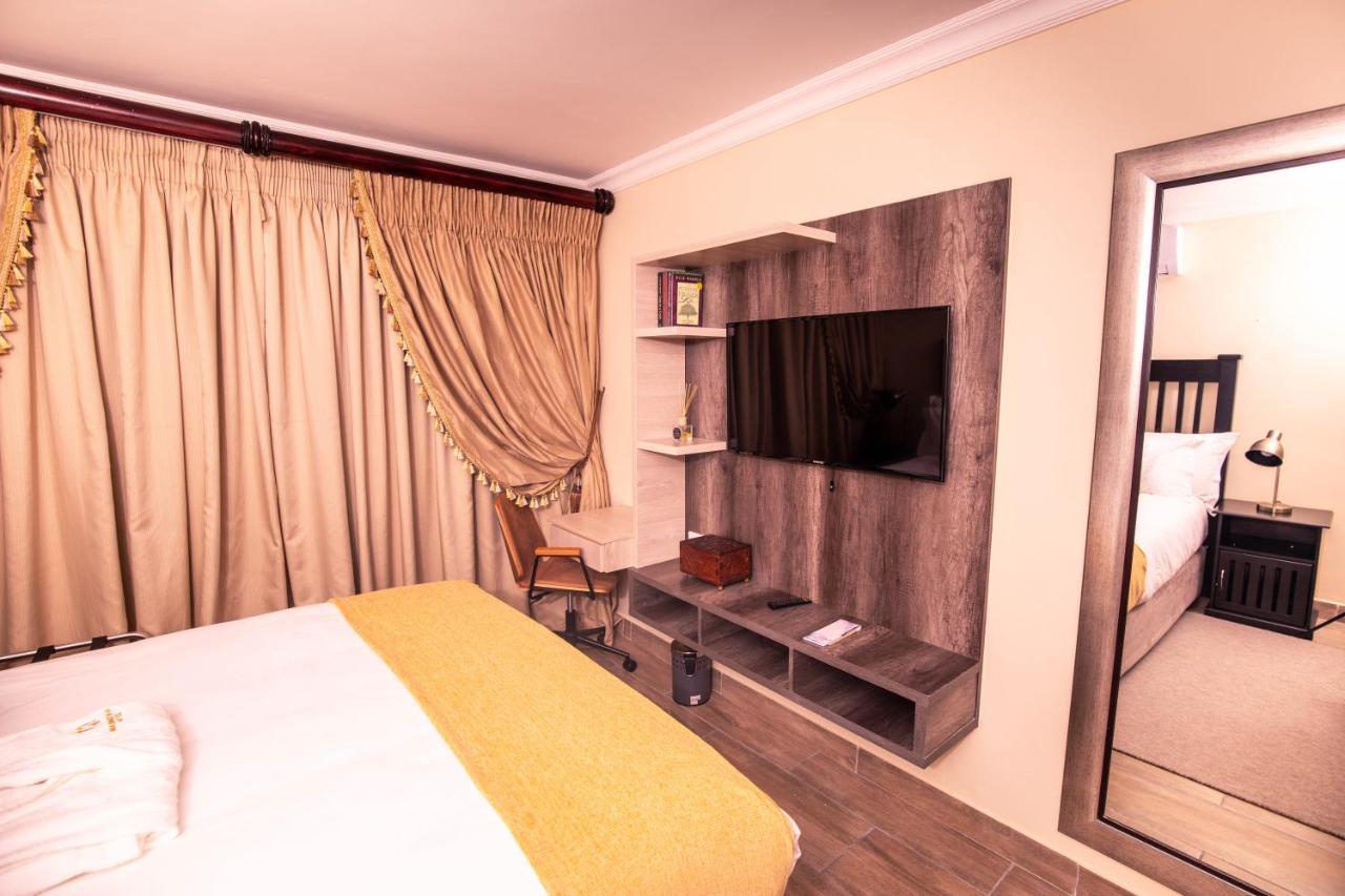 Masingitana Hotel Acornhoek エクステリア 写真