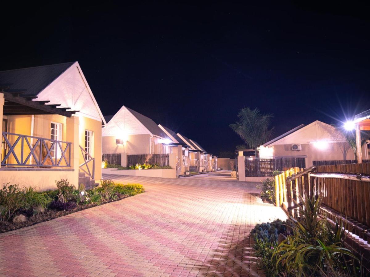 Masingitana Hotel Acornhoek エクステリア 写真